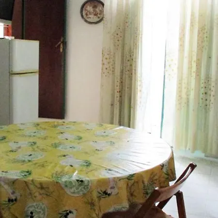 Casa Giusy, Eolie Houses, Comodo Alloggio In Centro Storico Città di Lipari