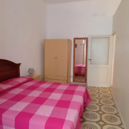 Casa vacanze Casa Giusy, Eolie Houses, Comodo Alloggio In Centro Storico